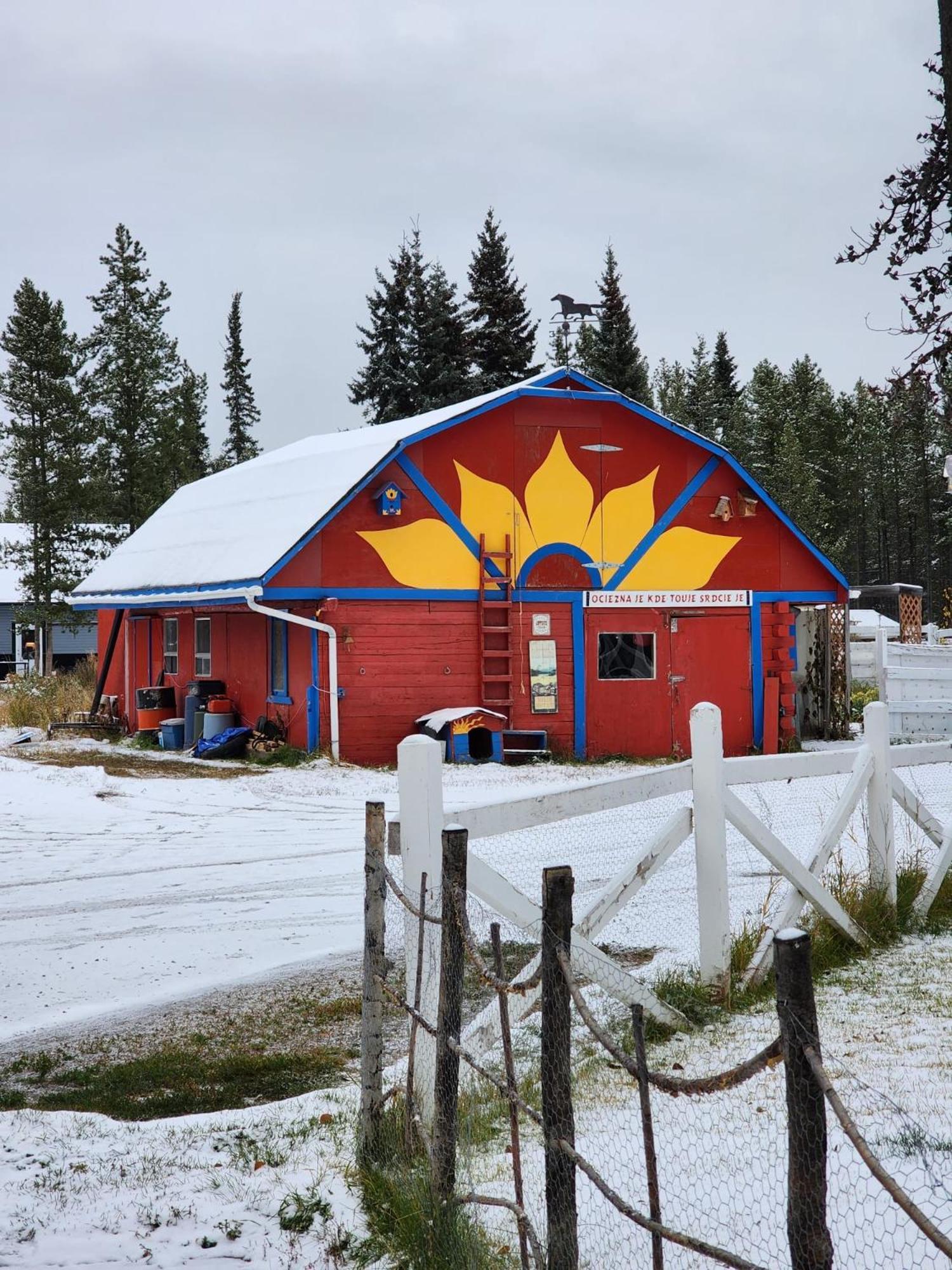 Hidden Valley Bed And Breakfast Уайтхорс Екстериор снимка