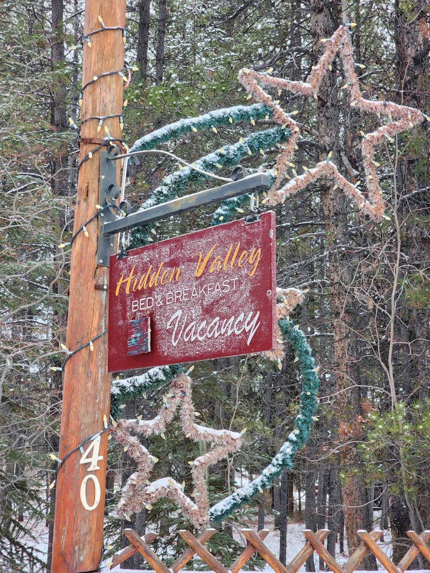 Hidden Valley Bed And Breakfast Уайтхорс Екстериор снимка