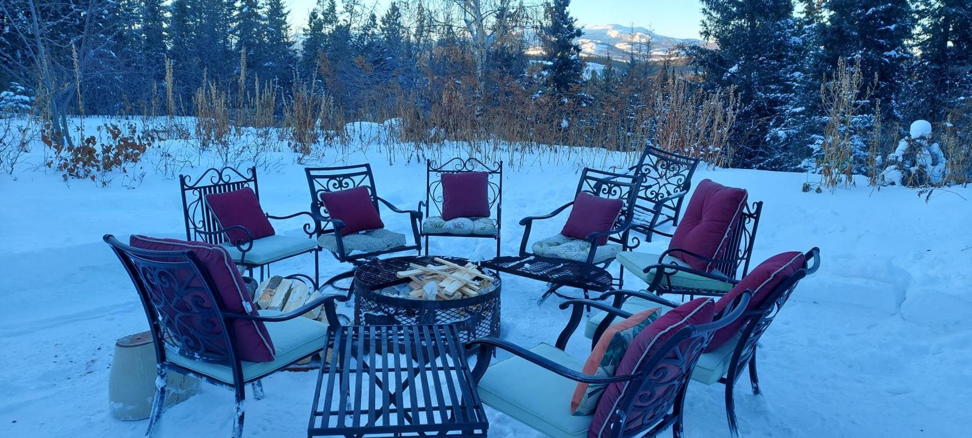 Hidden Valley Bed And Breakfast Уайтхорс Екстериор снимка